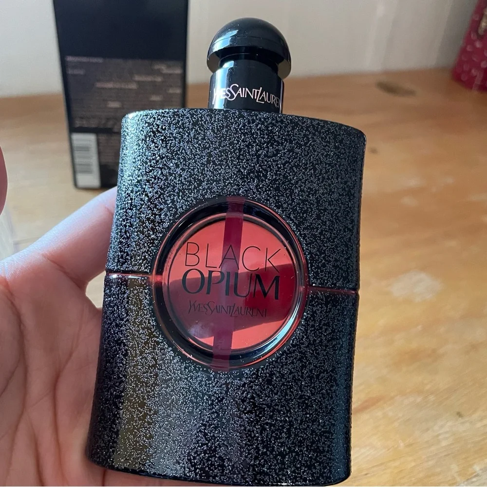 NIB Discontinued YSL Yves Saint Laurent BLACK OPIUM EAU DE PARFUM NEON 2.5 fl oz - Picture 4 of 12